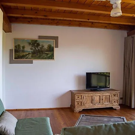 Le Ortensie Patio Landhaus A Pisano