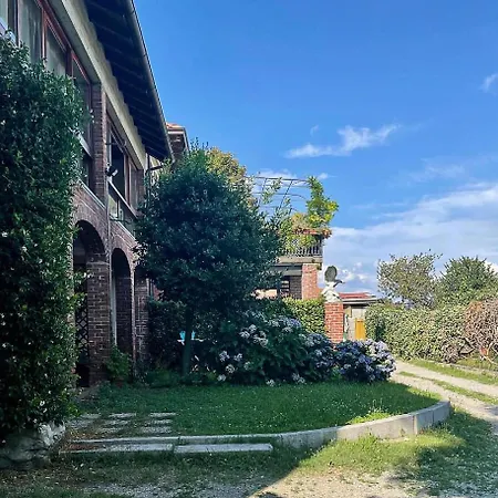 Le Ortensie Patio Landhaus A Apartman Pisano